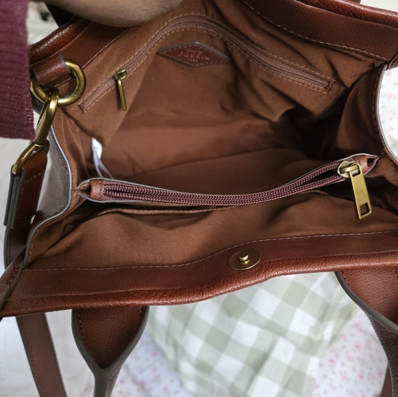 Almost New Fossil Kyler Satchel Crossbody Satchel - Picture 5 of 11